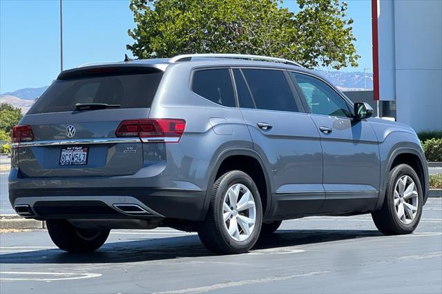 Photo of 2018 Platinum Gray Metallic Volkswagen Atlas