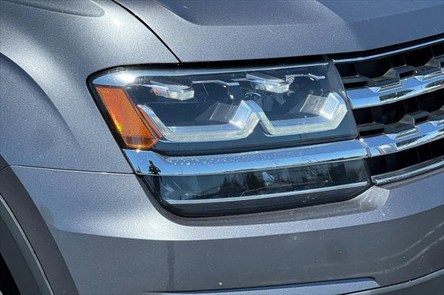 Photo of 2018 Platinum Gray Metallic Volkswagen Atlas