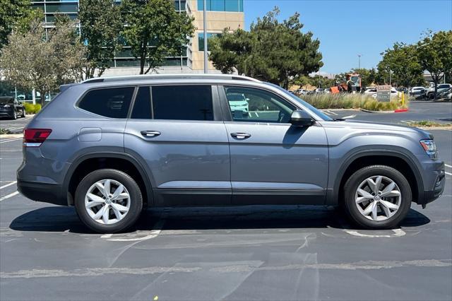 Photo of 2018 Platinum Gray Metallic Volkswagen Atlas