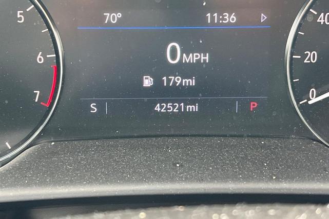 Photo of 2022 Summit White Buick Envision