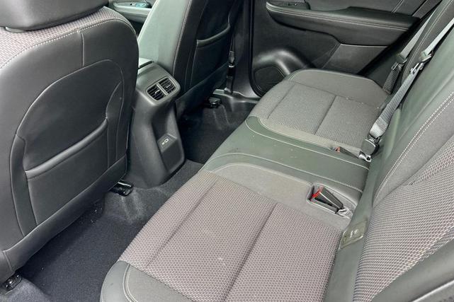 Photo of 2022 Summit White Buick Envision