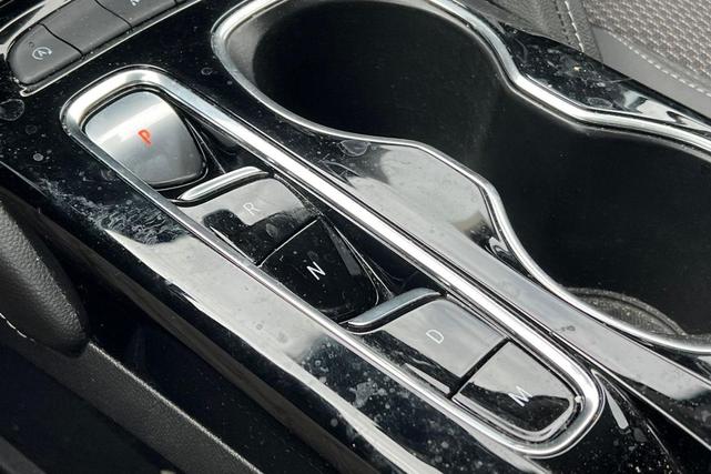 Photo of 2022 Summit White Buick Envision