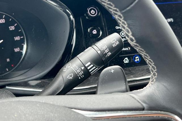 Photo of 2022 Summit White Buick Envision