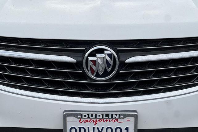 Photo of 2022 Summit White Buick Envision