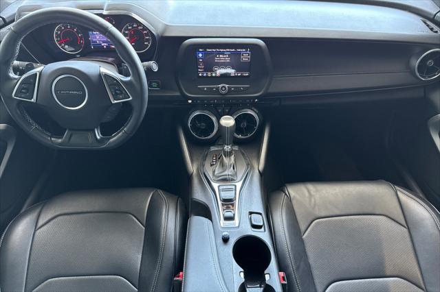 Photo of 2022 Summit White Chevrolet Camaro