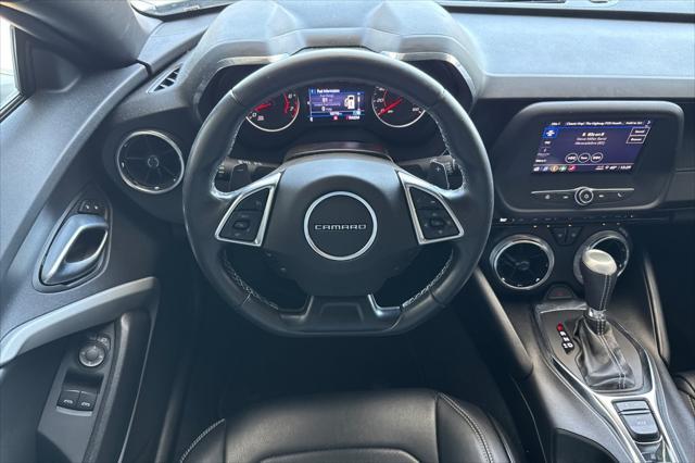 Photo of 2022 Summit White Chevrolet Camaro