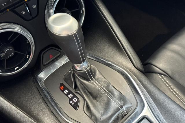 Photo of 2022 Summit White Chevrolet Camaro