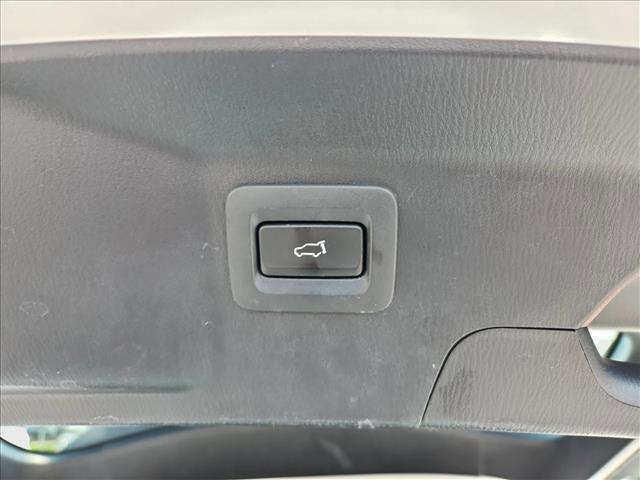 Photo of 2022 Snowflake White Pearl Mica Mazda CX-9