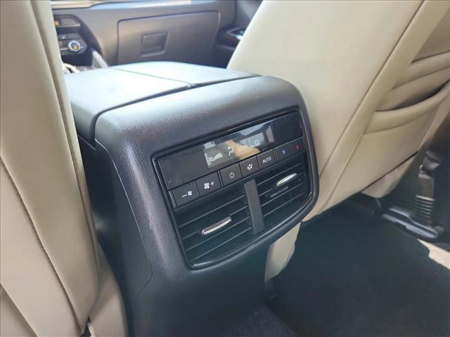 Photo of 2022 Snowflake White Pearl Mica Mazda CX-9