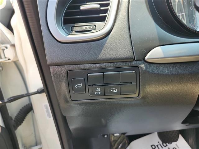 Photo of 2022 Snowflake White Pearl Mica Mazda CX-9