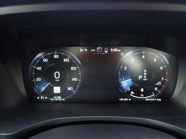 Photo of 2022 Fusion Red Metallic Volvo S60