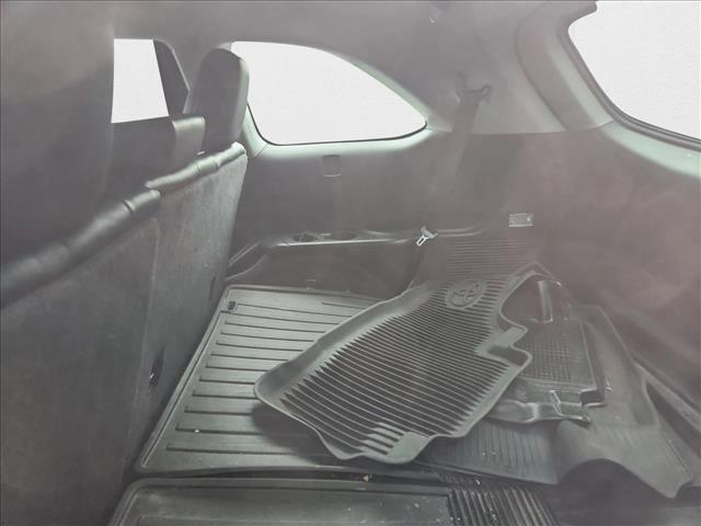 Photo of 2019 Blizzard Pearl Toyota Highlander