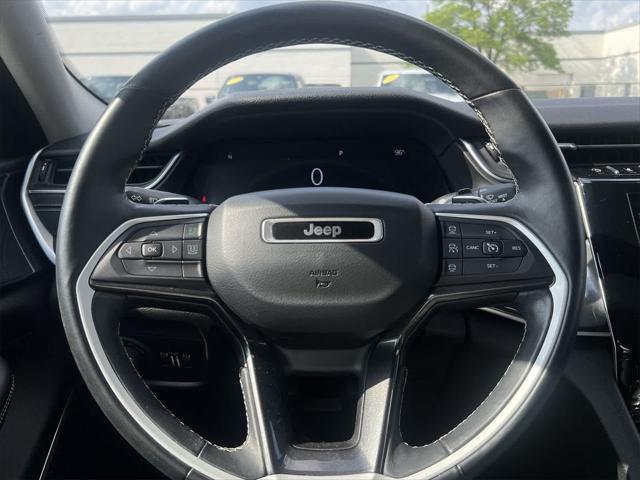 Photo of 2021 Silver Zynith Jeep Grand Cherokee L