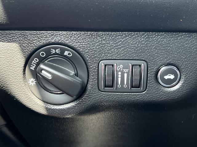 Photo of 2022 Pitch Black Clearcoat Dodge Challenger