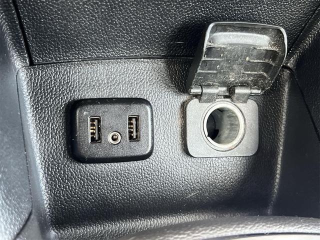 Photo of 2019 Summit White Chevrolet Cruze