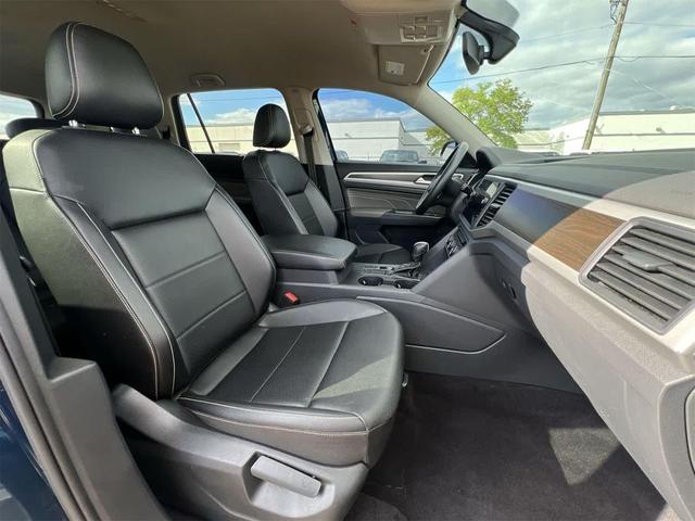 Photo of 2021 Blue Volkswagen Atlas