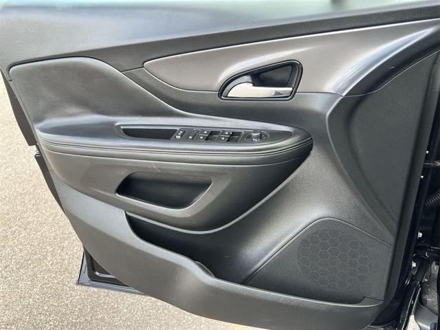 Photo of 2018 Ebony Twilight Metallic Buick Encore