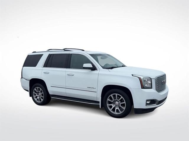 Photo of 2016 Summit White GMC Yukon