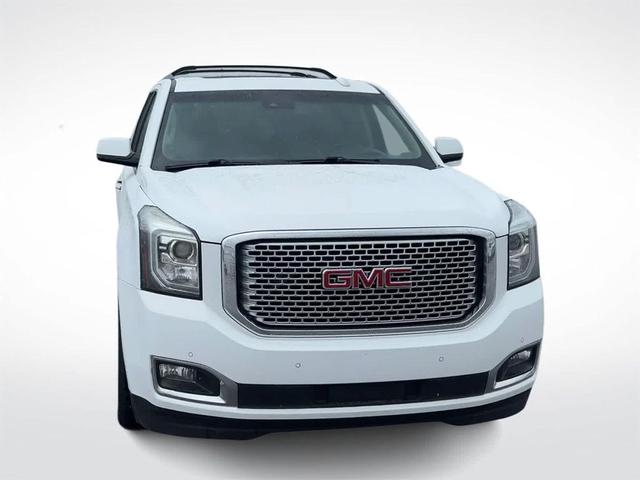 Photo of 2016 Summit White GMC Yukon