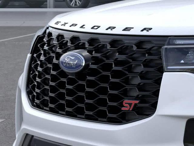 Photo of 2025 Star White Metallic Tri-Coat Ford Explorer