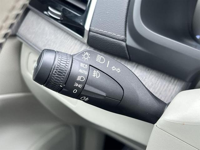 Photo of 2022 Onyx Black Metallic Volvo XC90