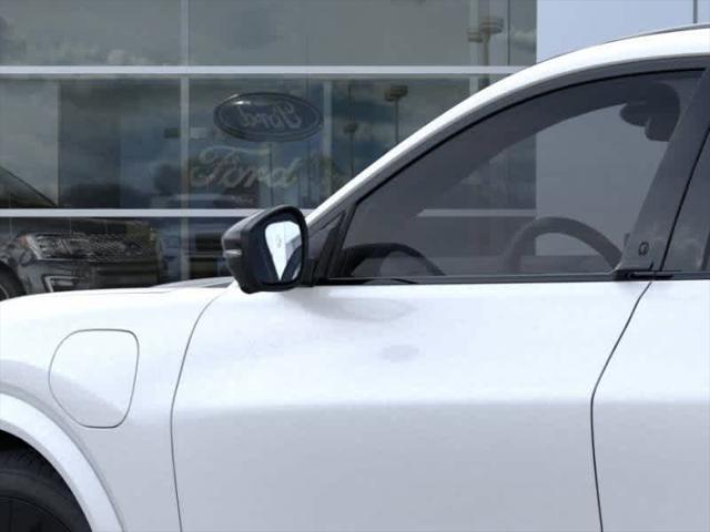 Photo of 2025 Star White Metallic Tri-Coat Ford Mustang Mach-E