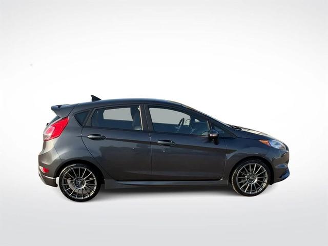 Photo of 2019 Magnetic Metallic Ford Fiesta