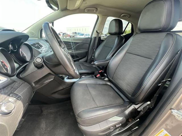 Photo of 2015 Cocoa Silver Metallic Buick Encore