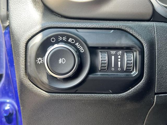 Photo of 2018 Ocean Blue Metallic Clearcoat Jeep Wrangler Unlimited