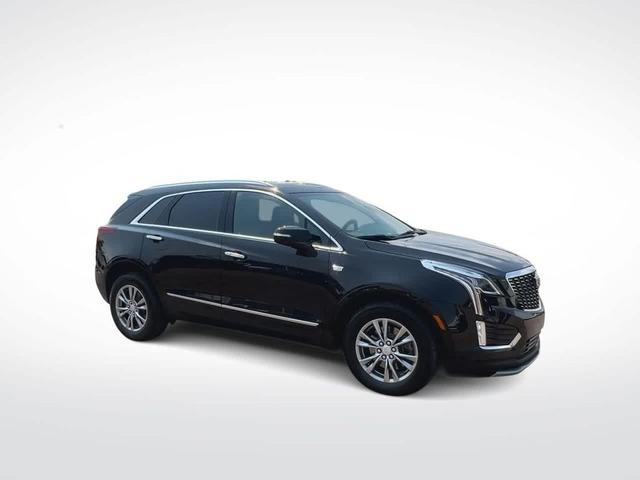 Photo of 2023 Stellar Black Metallic Cadillac XT5