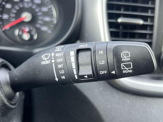 Photo of 2020 Snow White Pearl Kia Sorento