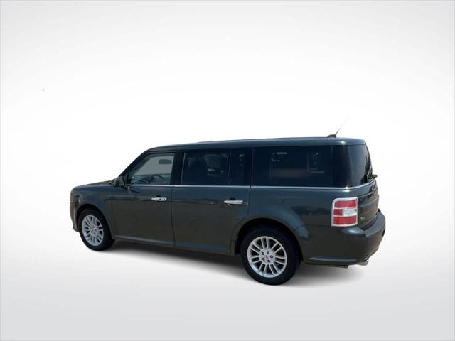 Photo of 2015 Guard Metallic Ford Flex
