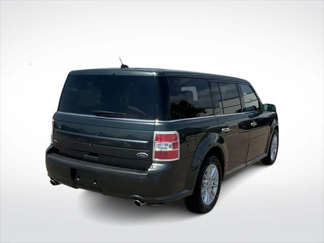 Photo of 2015 Guard Metallic Ford Flex