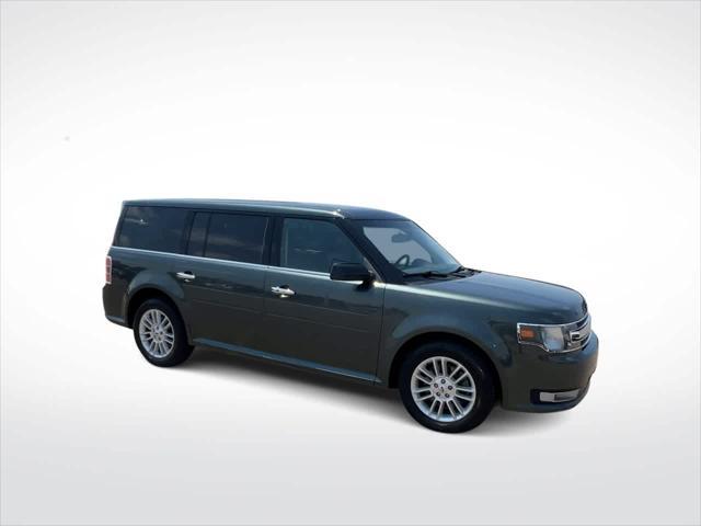 Photo of 2015 Guard Metallic Ford Flex