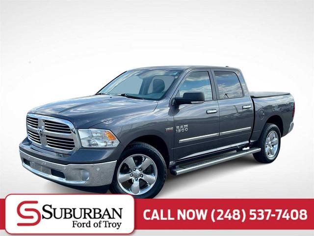 Photo of 2016 Brilliant Black Crystal Pearlcoat RAM 1500