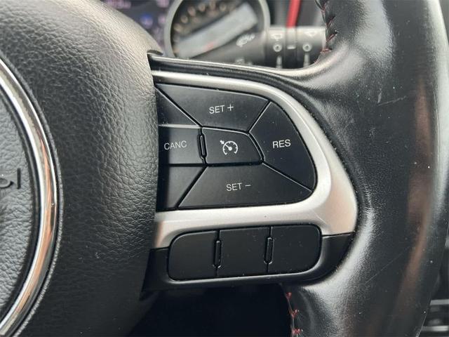 Photo of 2020 Diamond Black Crystal Pearlcoat Jeep Compass