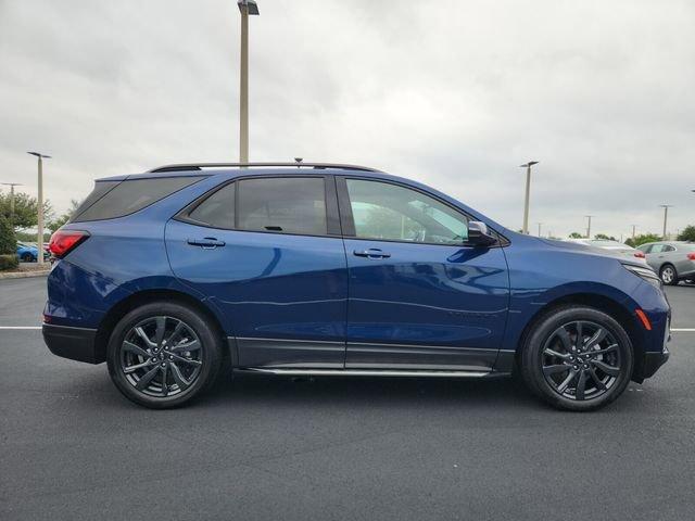 Photo of 2023 Blue Glow Metallic Chevrolet Equinox