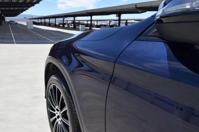 Photo of 2017 Blue Mercedes-Benz GLC 300