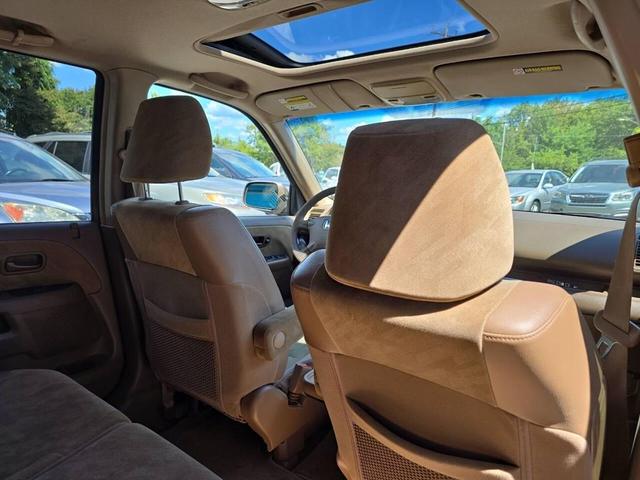 Photo of 2003 Mojave Mist Metallic Honda CR-V
