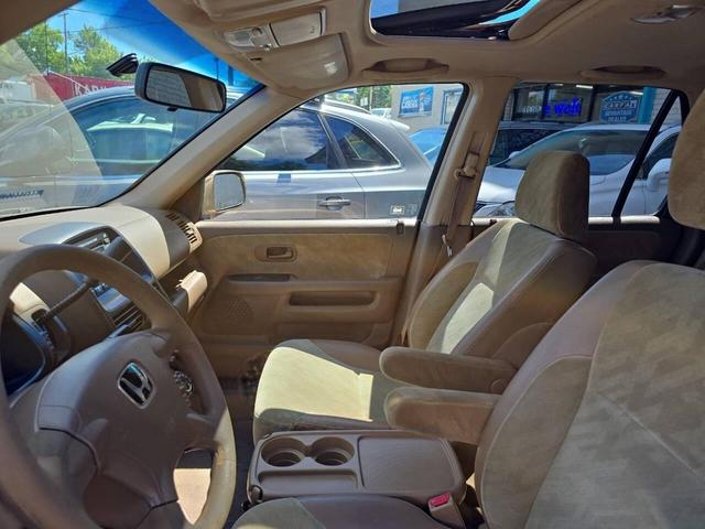Photo of 2003 Mojave Mist Metallic Honda CR-V