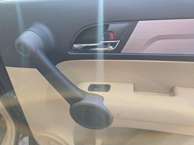 Photo of 2010 Crystal Black Pearl Honda CR-V