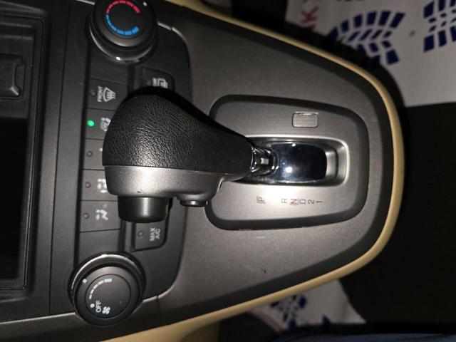 Photo of 2010 Crystal Black Pearl Honda CR-V