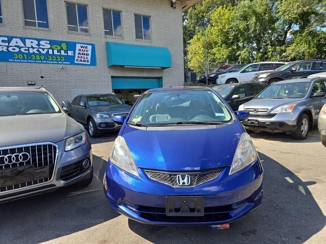 Photo of 2013 Blue Raspberry Metallic Honda Fit