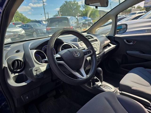 Photo of 2013 Blue Raspberry Metallic Honda Fit