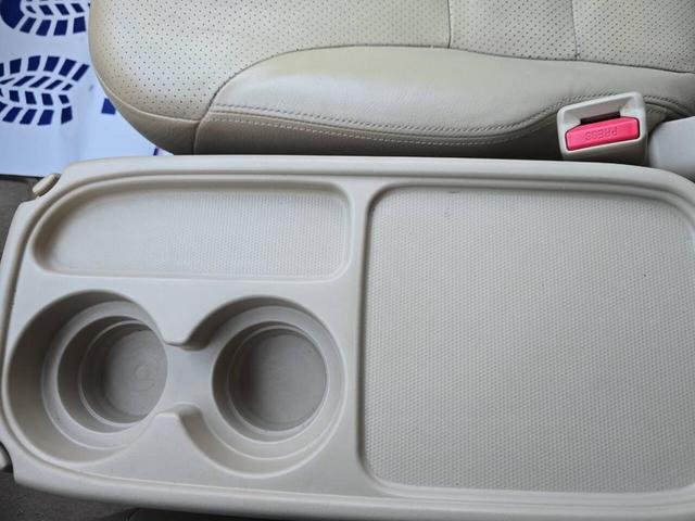 Photo of 2005 Sahara Sand Metallic Honda CR-V