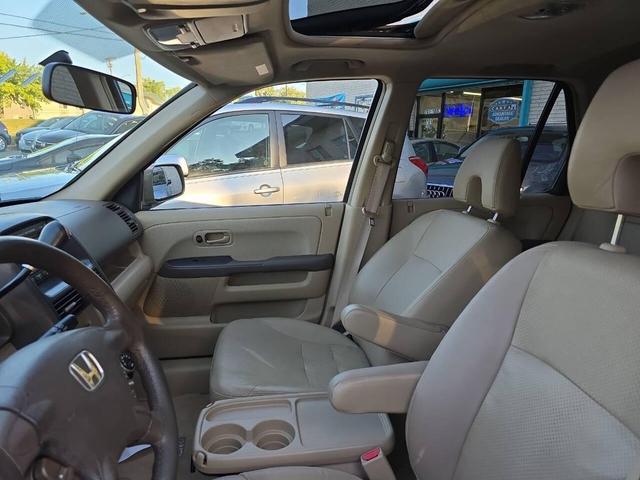 Photo of 2005 Sahara Sand Metallic Honda CR-V