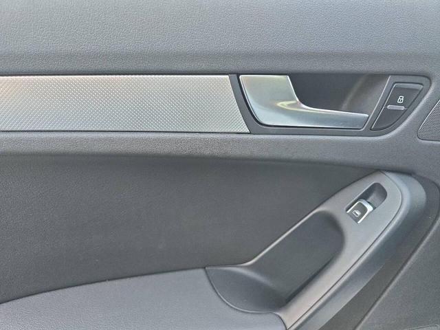 Photo of 2016 Ibis White Audi A4