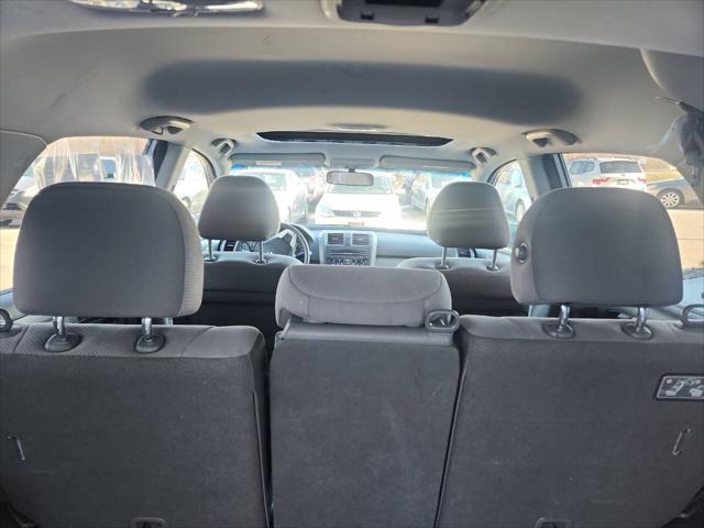 Photo of 2011 Alabaster Silver Metallic Honda CR-V