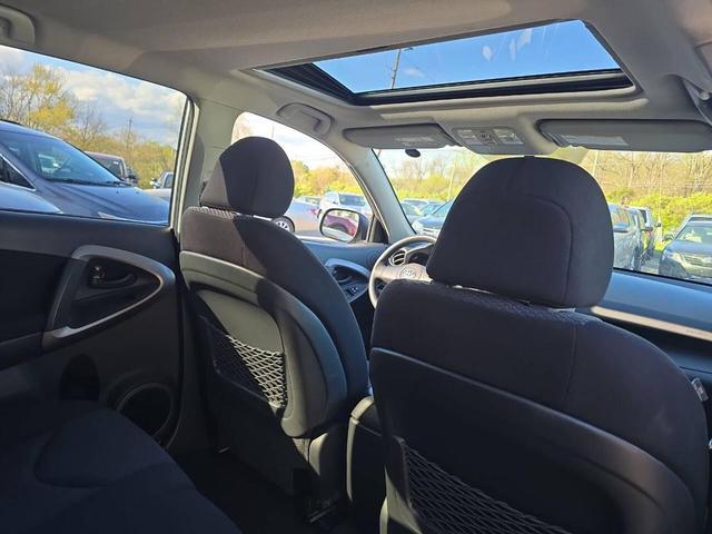 Photo of 2008 Classic Silver Metallic Toyota RAV4