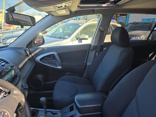 Photo of 2008 Classic Silver Metallic Toyota RAV4
